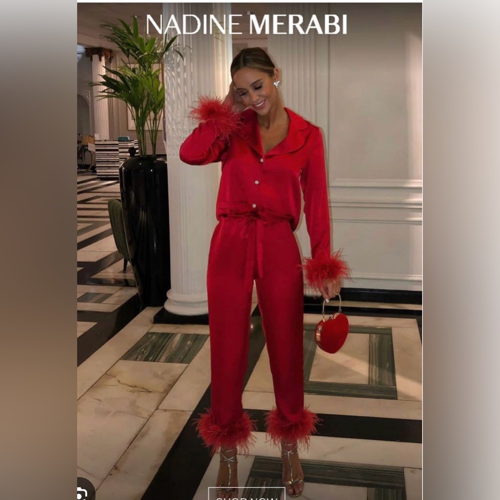 NADINE MERABI DARCIE Luxury Red Feathered Pijamas Set